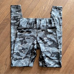 TEREZ Printed Leggings With Foil Overlay In Camo /Silver Size XS